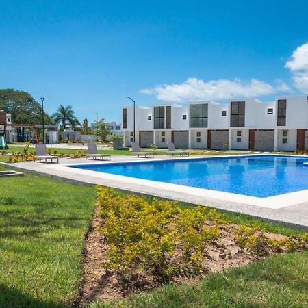 Corales Residencial Villa Mezcales  ภายนอก รูปภาพ